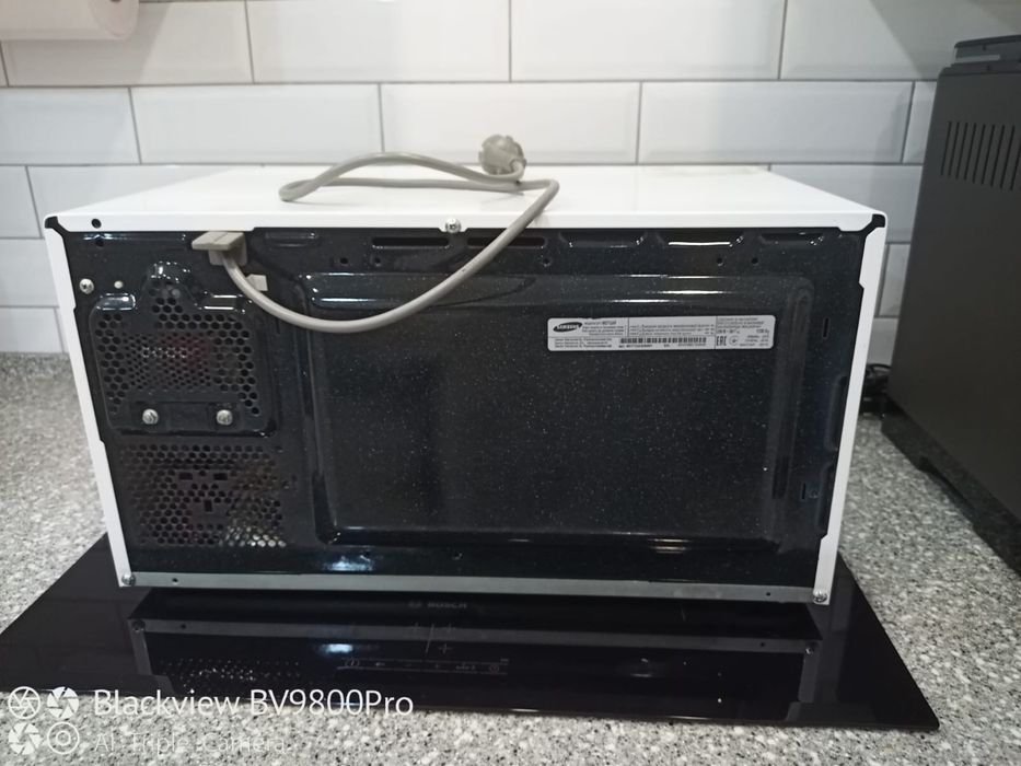 Микроволновка Samsung.