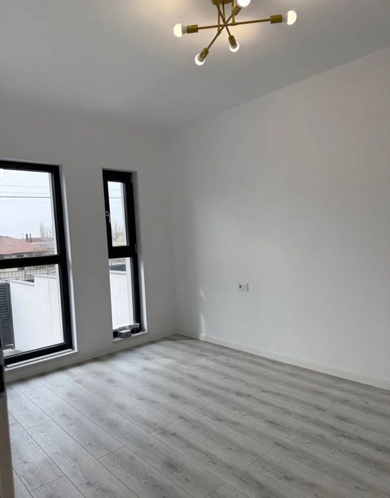 Casa modernă în zona gării