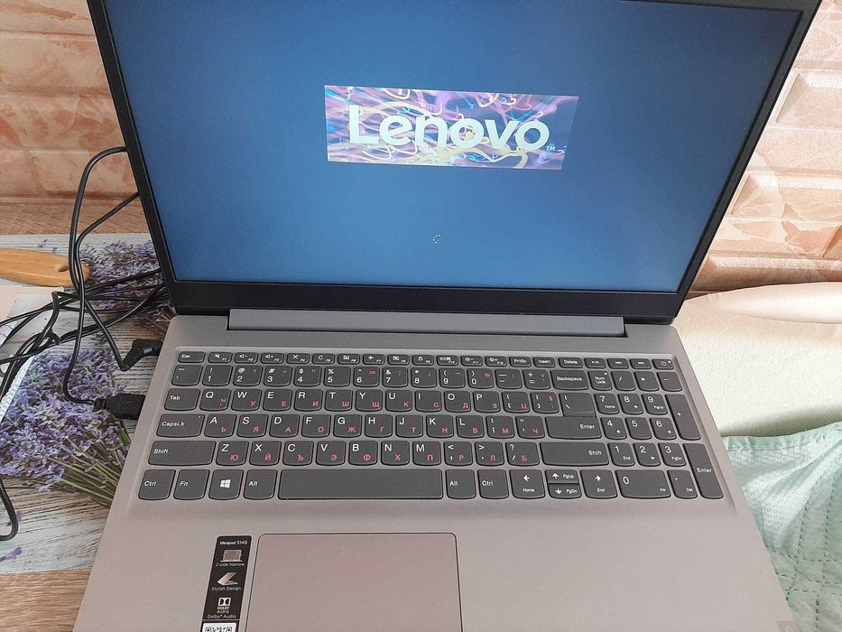 Лаптоп Lenovo Ideapad s145