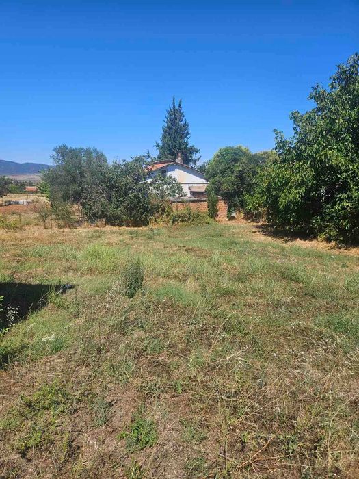 Двуетажна къща за довършване в село Филаделфи, Гърция