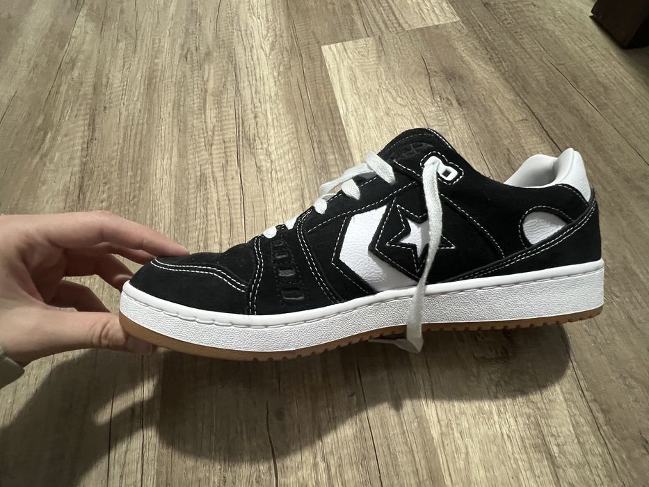 Converse adidasi, marimea 45 EUR
