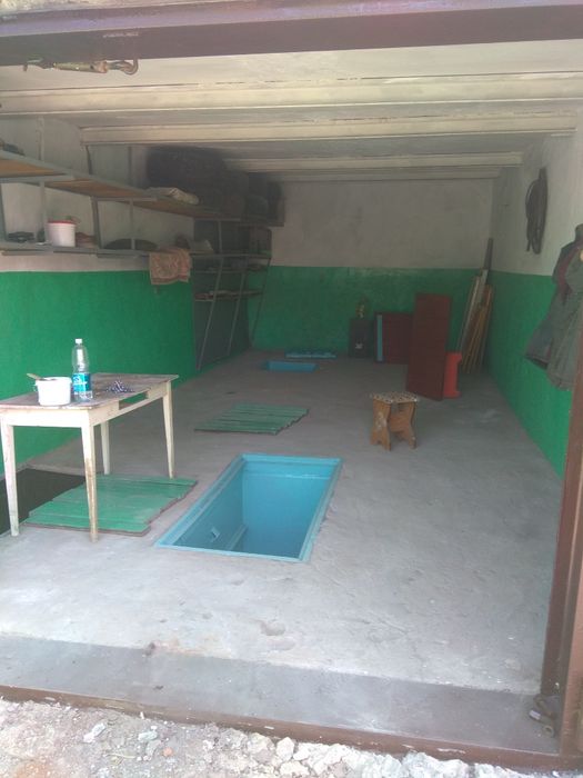 Продаю гараж 4*8 ,6 мрн!