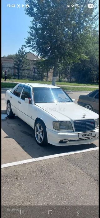 Срочно продам мерседес е200