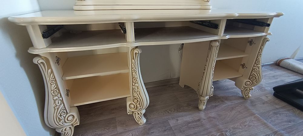 Спальная горнитура