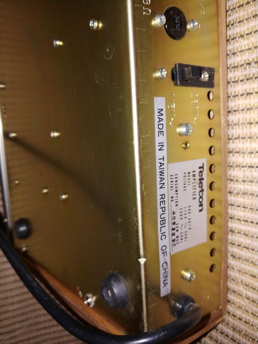 Made in Taiwan  Amplif TELETON 2X25W