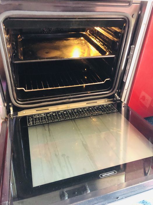 Продам духовой шкаф