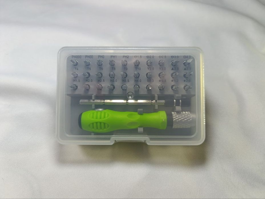 Набор отвёртка с насадками 32 в 1 магнитная