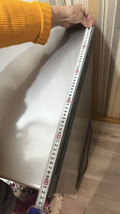 Продам морозилку в отличном состояний