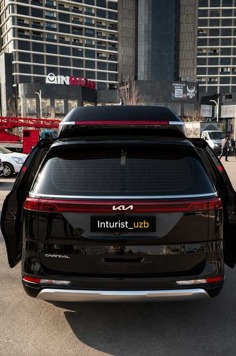 Kia Carnival High Limousine haydovchi bilan | Premium VIP miniven-