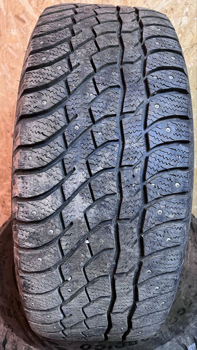 Продам шины для джипа 285/60/18