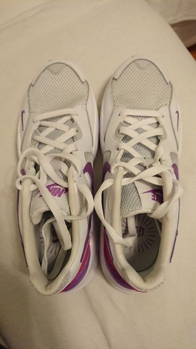 Pantofi sport nike, 39, noi