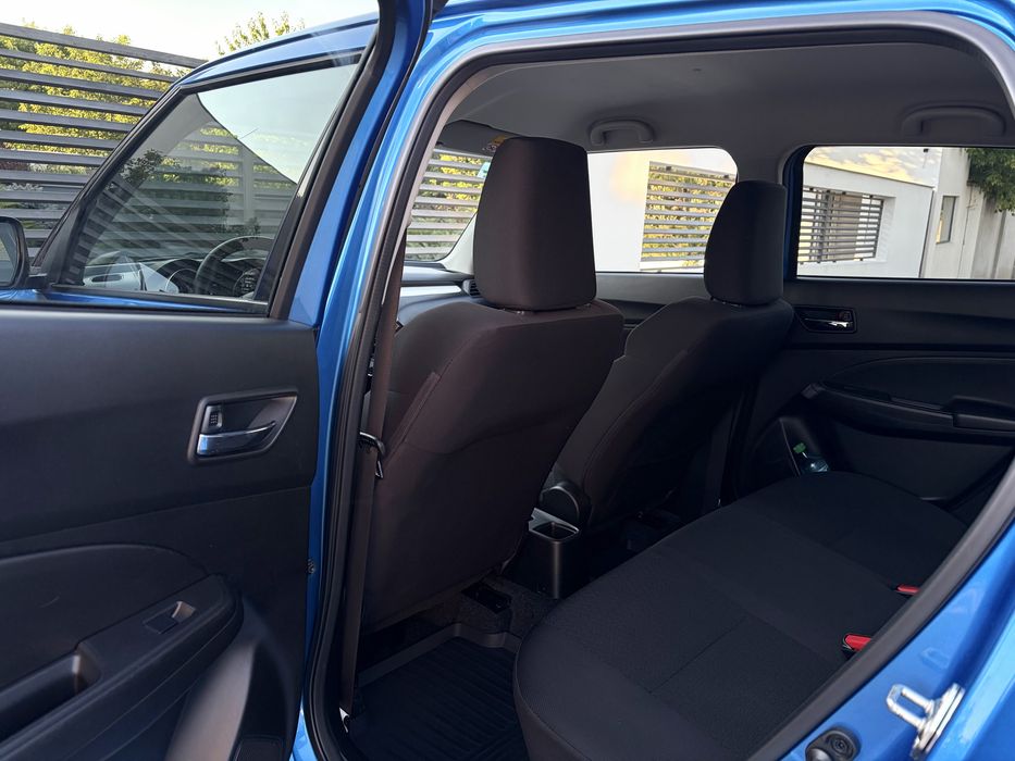 Suzuki Swift - An : 2020 - Hybrid - 42.000 KM