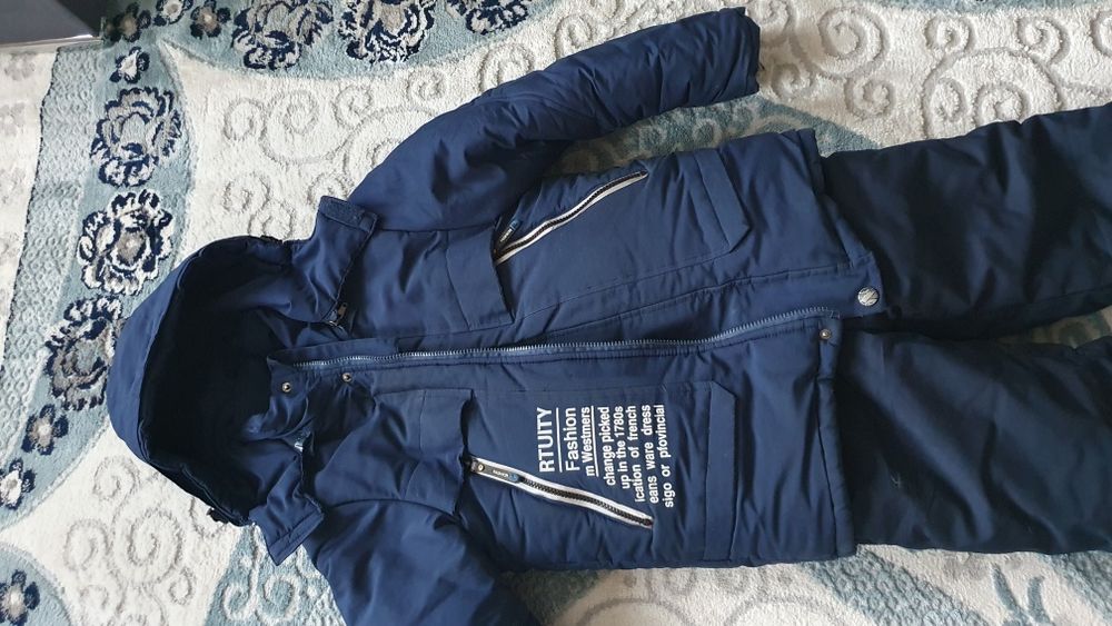 Продам два комбинезона