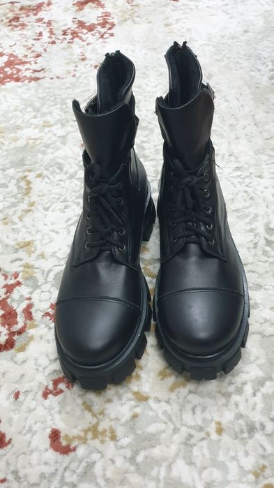 Дамски боти от естествена кожа