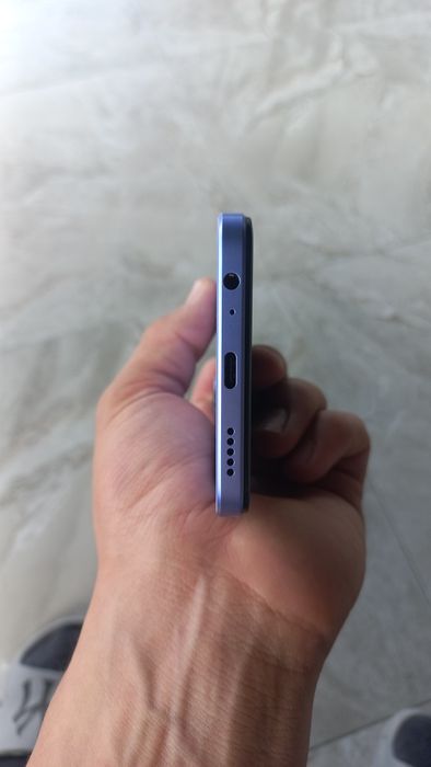 Vivo y17s sotiladi  narxi 100$