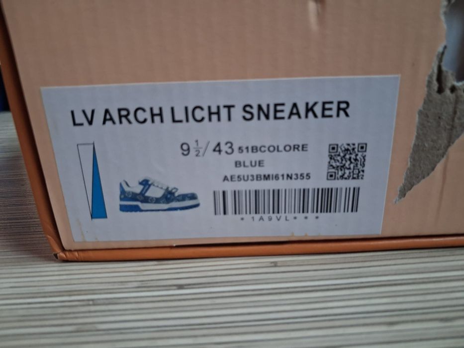 Louis Vuitton Sneaker Trainer LV Blue