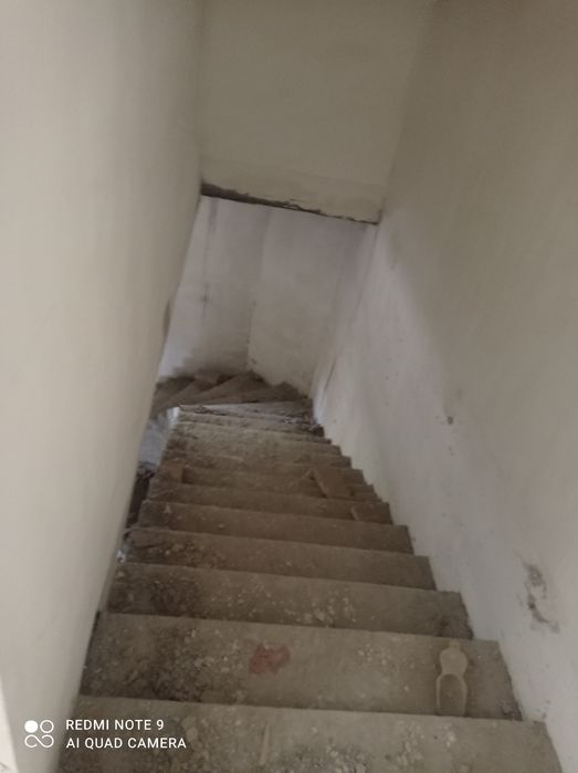 Yangi qurilgan kvartiralar sotiladi