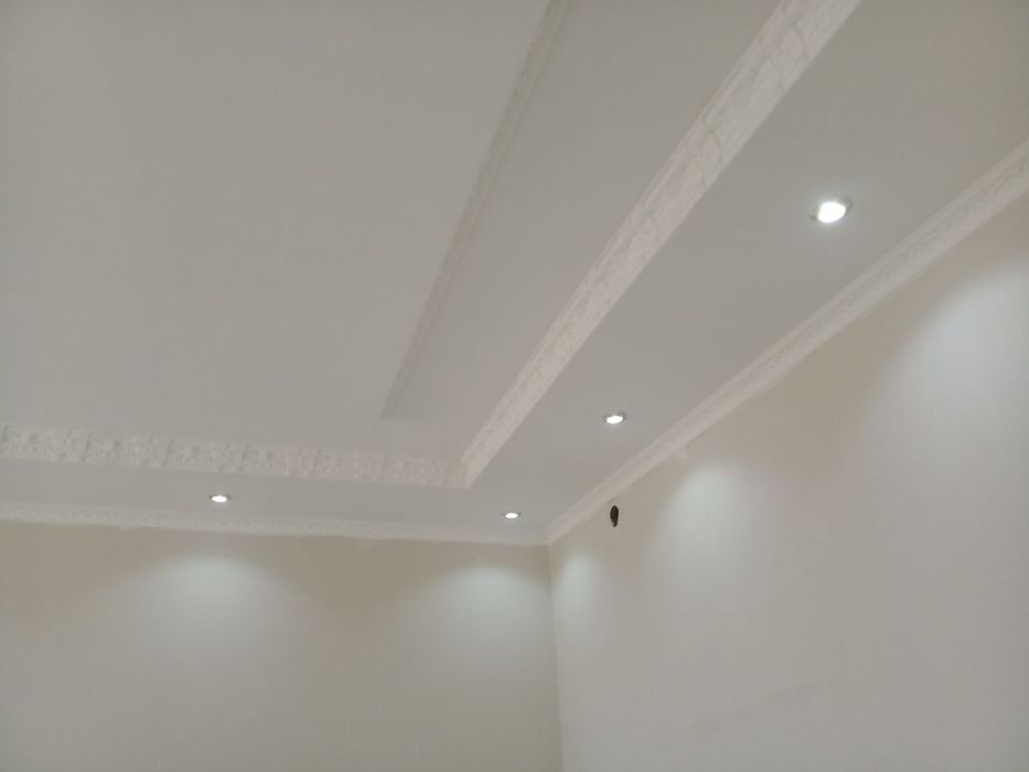 Маляр усталар кўп стажга эга