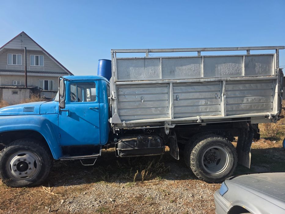 ЗИЛ 130.   ЗИЛ 130