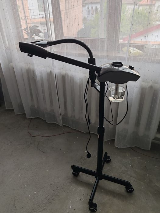 Vapozon cosmetic Giovanni + Lampa cosmetica cu lupa D-21 Negru