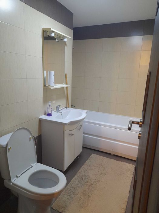 garsoniera de inchiriat 42 mp