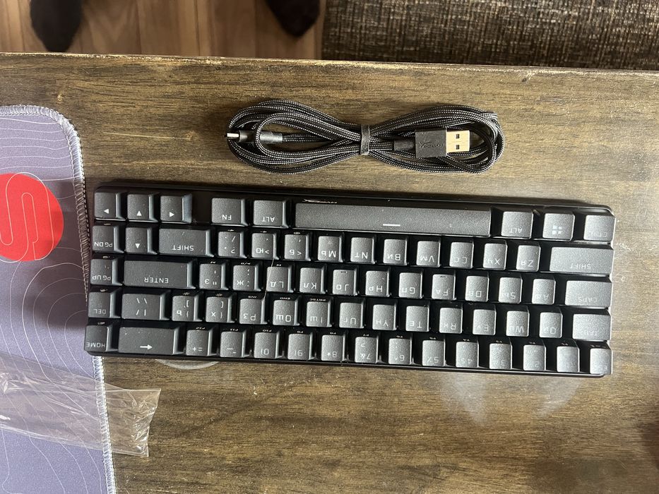 Клавиатура HyperX Alloy Origins 65%