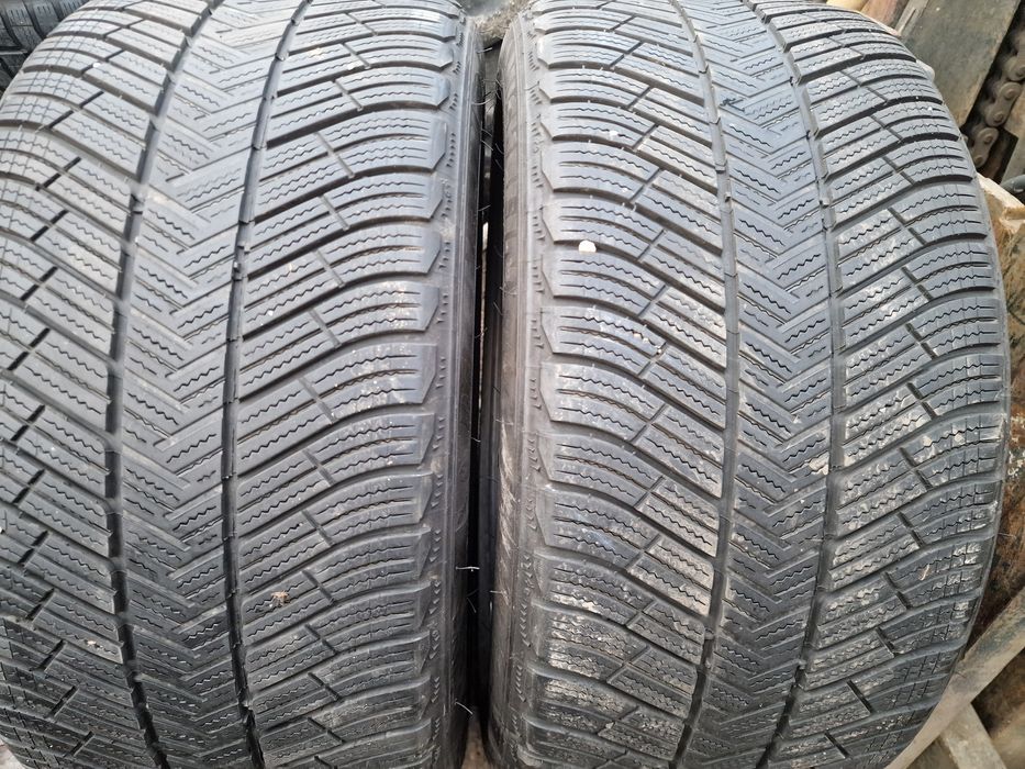 Anvelope 265/40R19 marca Michelin, DOT 2020, 6 mm