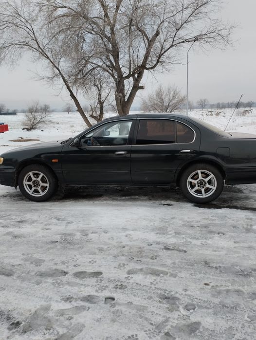 Продам Ниссан максима автомат