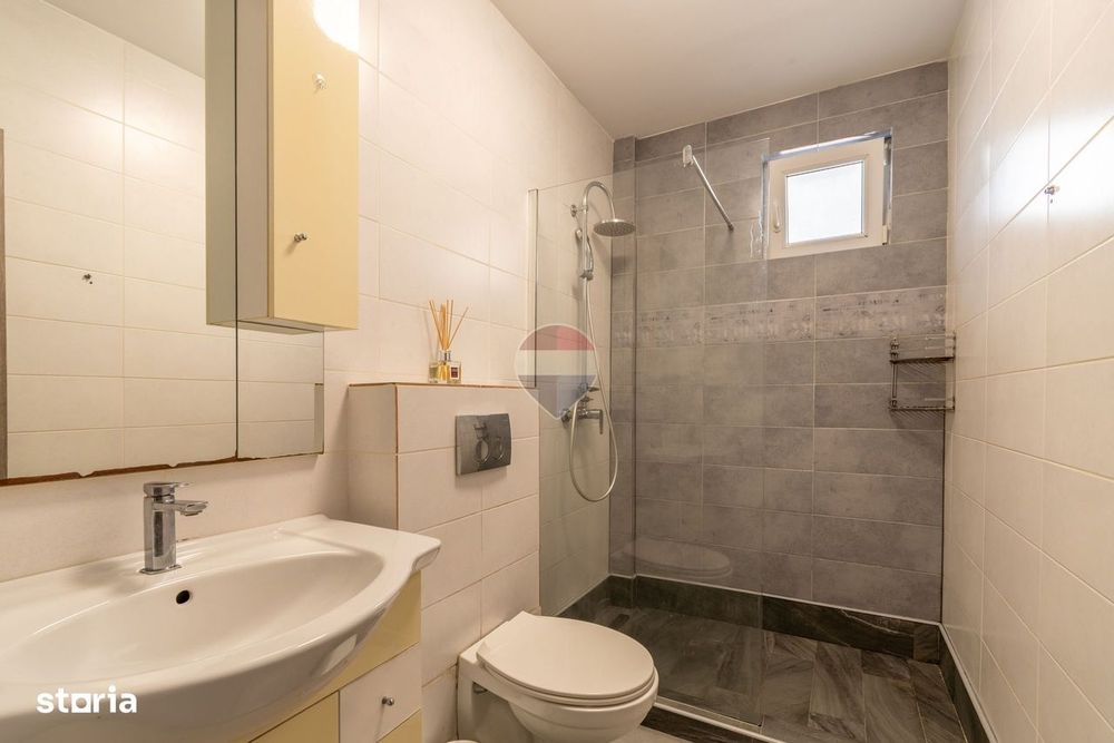 0% COMISION - Apartament de vanzare - 3 camere - parcare inclusa