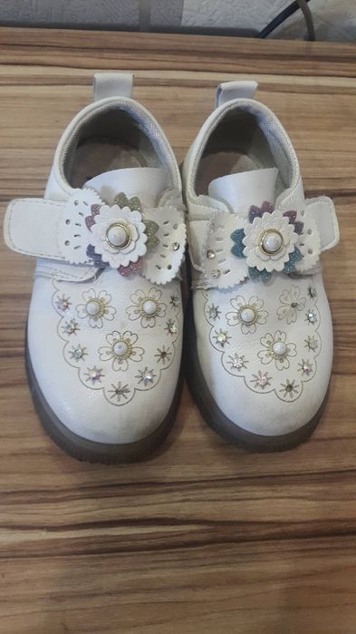 Продам обувь не дорого.