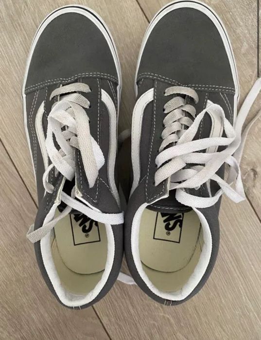 Оригинальные кроссовки Van's