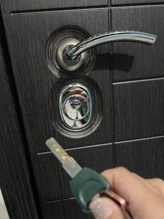 Вскрытие замков и установка замков 24 / 7 круглосуточно.Qulif ochish .