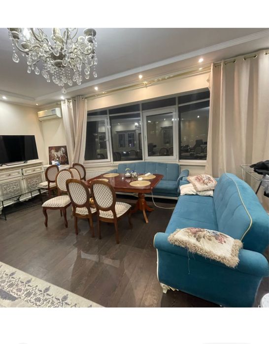 Диван для гостинной комнаты