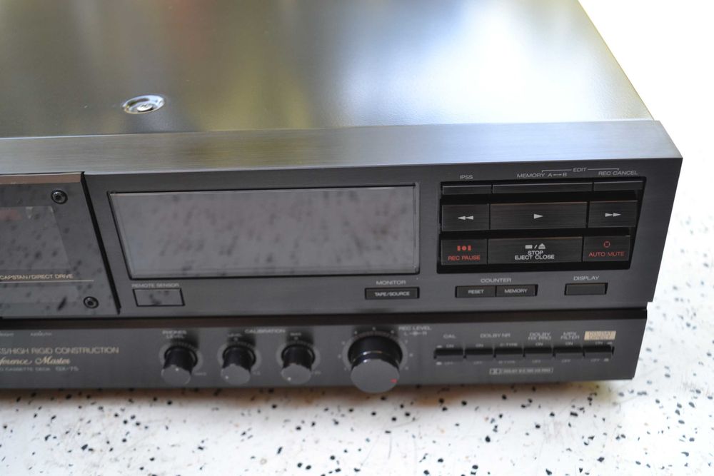 Deck Akai model GX 75