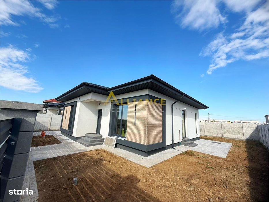 Casa Individuala  4 Camere  2 Bai  Teren 370 mp