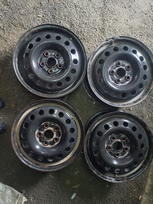 Продам диски на R16