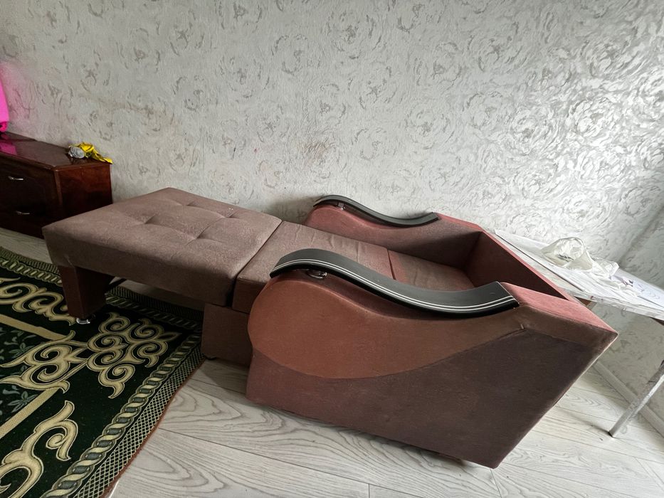 Кресло кроват коричневый