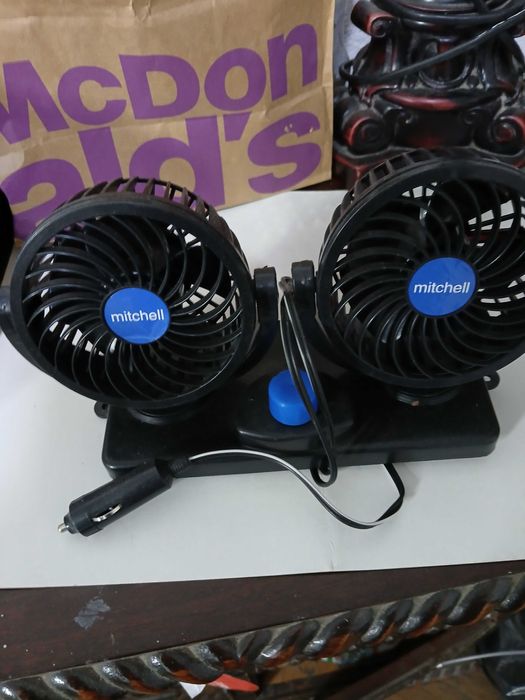 De vanzare ventilator dublu auto Mitchell.