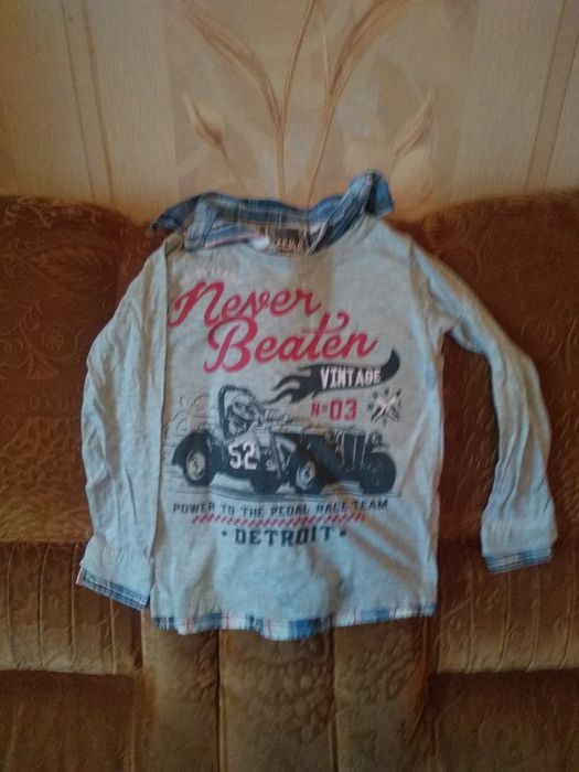 Футболка с длинным рукавом