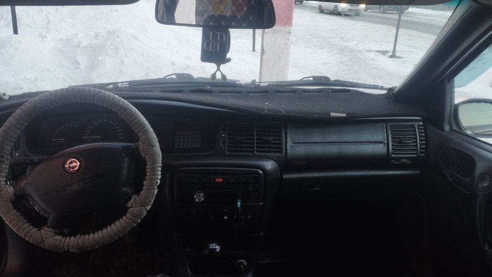 Продам Опель Вектра б