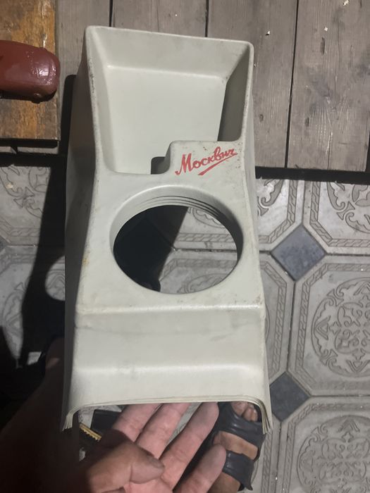 Продается консоль для москвича