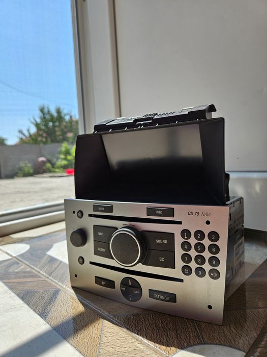 CD70 NAVI Aux impecabil Opel Astra h/Zafira B