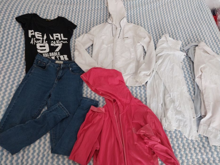 Продам пакет вещей на девушку 44 размер