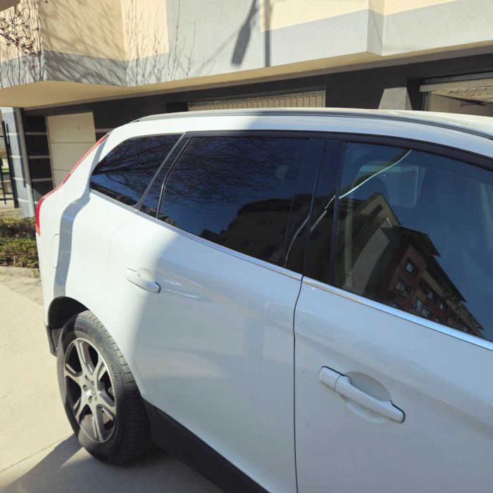 Volvo XC 60 D5 205к.с. - 2011г.