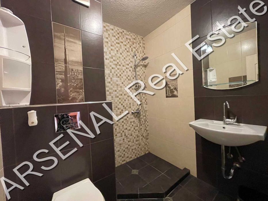 Дава се под наем Четиристаен апартамент в София, Редута - 164 кв.м за 1200 € - Снимка #8