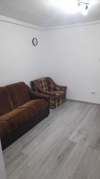 Garsoniera de inchiriat