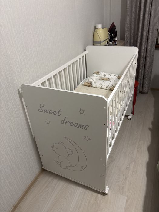 Продам пелинальный столик на кшт