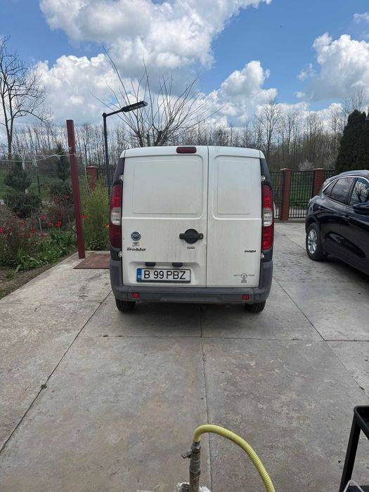 vand autoutilitara fiat doblo cargo an 2006 ,km 156000