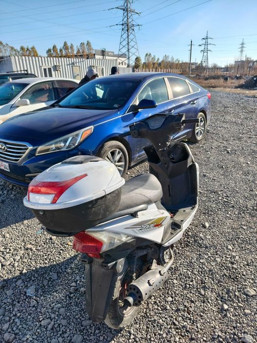 Продам скутер м11