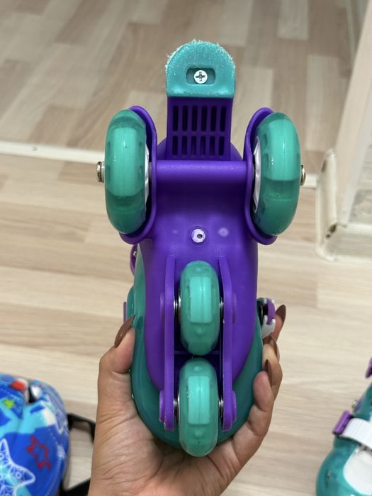 Прдам ролики новые